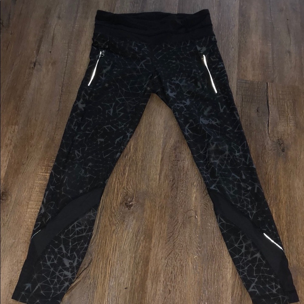 Lululemon full length patterned leggings size 4